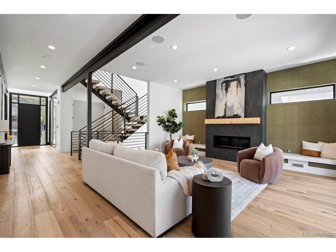 Vine St, Denver, CO 80209 #1