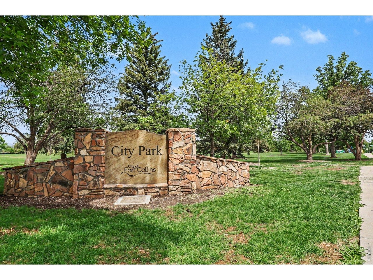 Plum St, Fort Collins, CO 80524