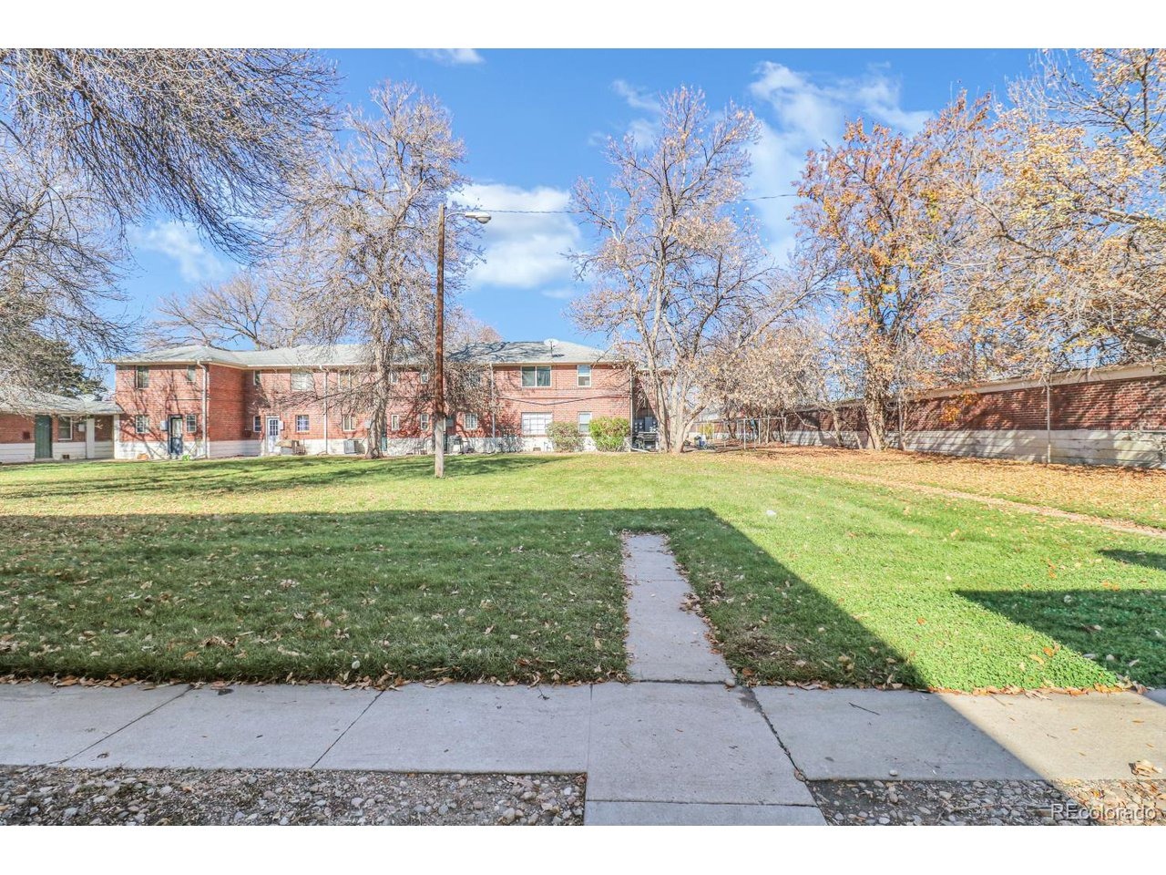 14th Ave, Aurora, CO 80010