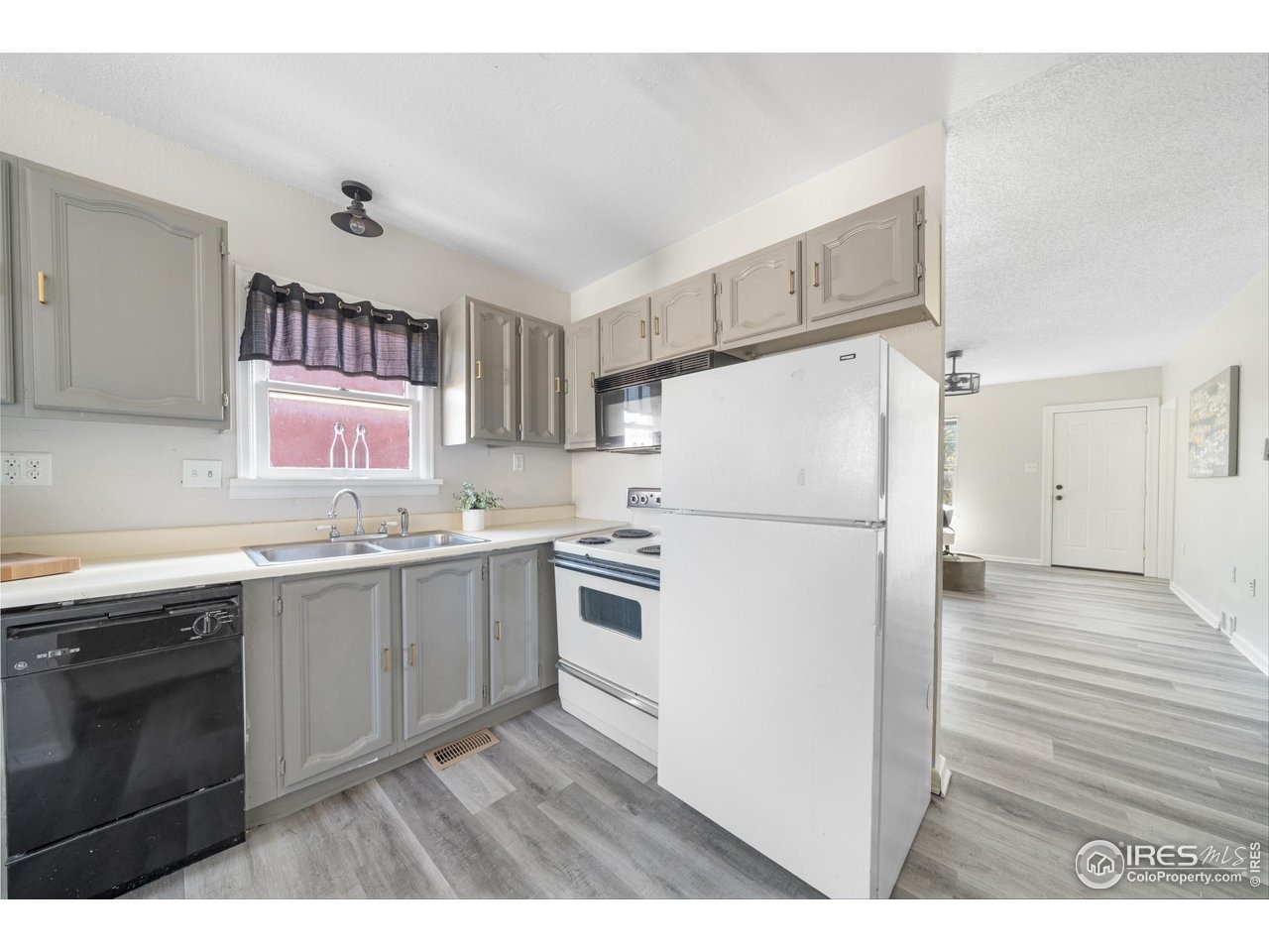 7th St, Greeley, CO 80631 #1