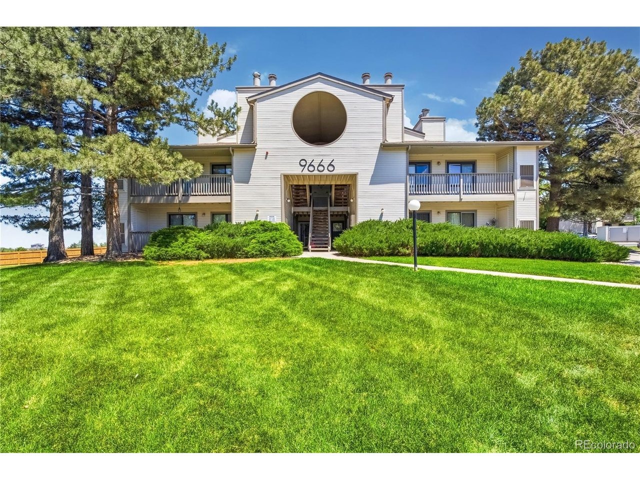Brentwood Way, Broomfield, CO 80021