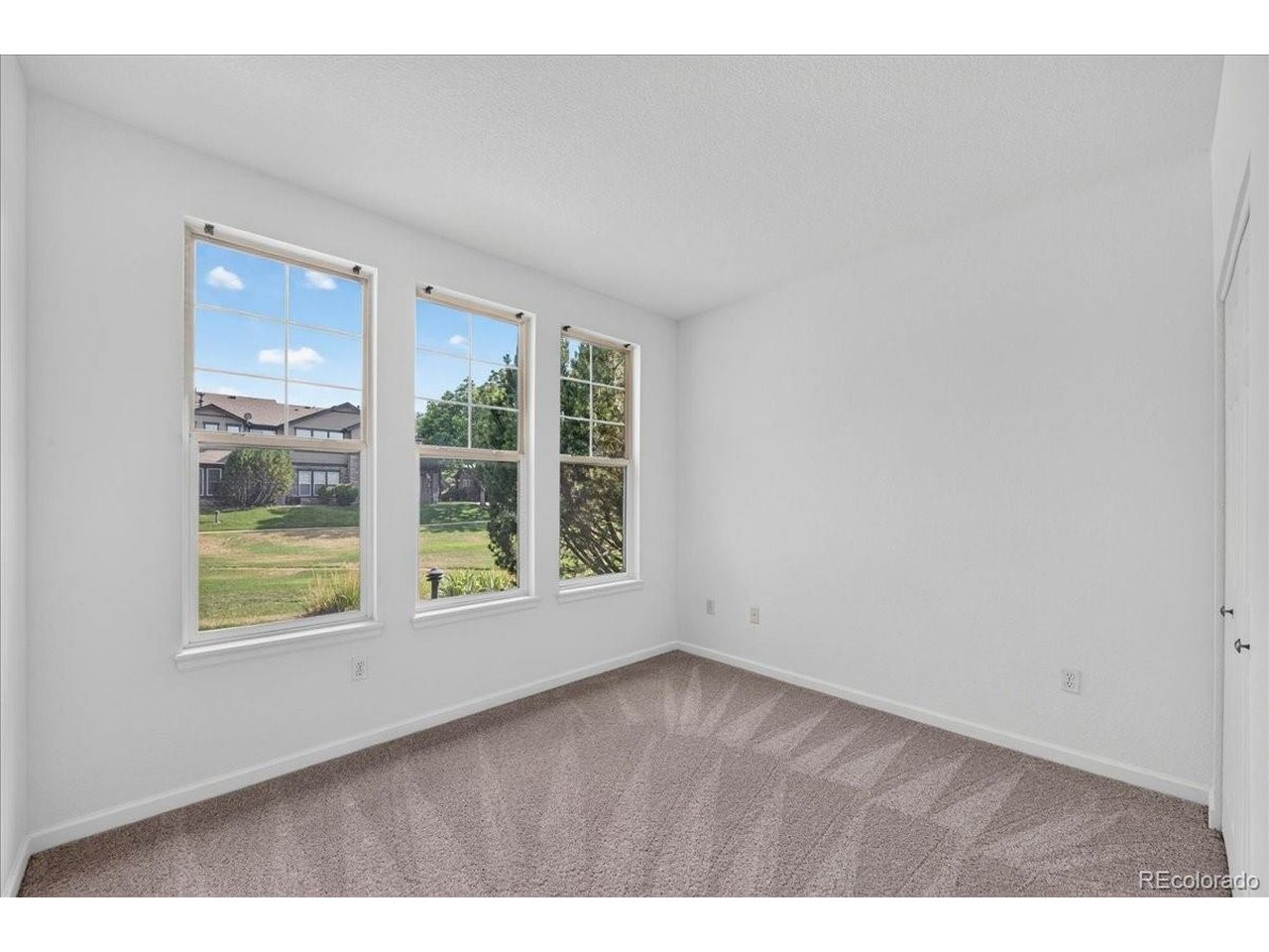 Fulton Cir, Aurora, CO 80247