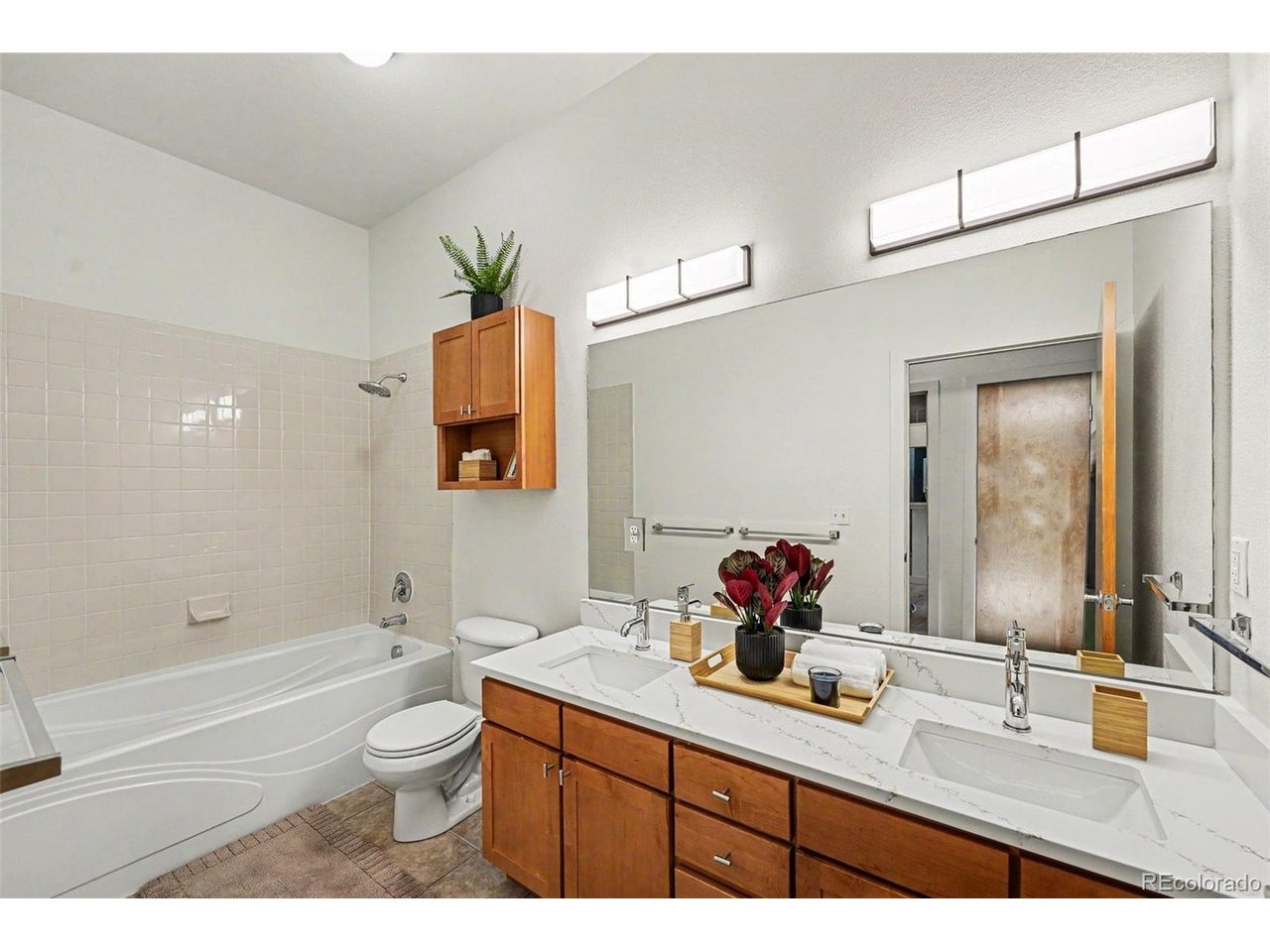 29th Ave, Denver, CO 80238