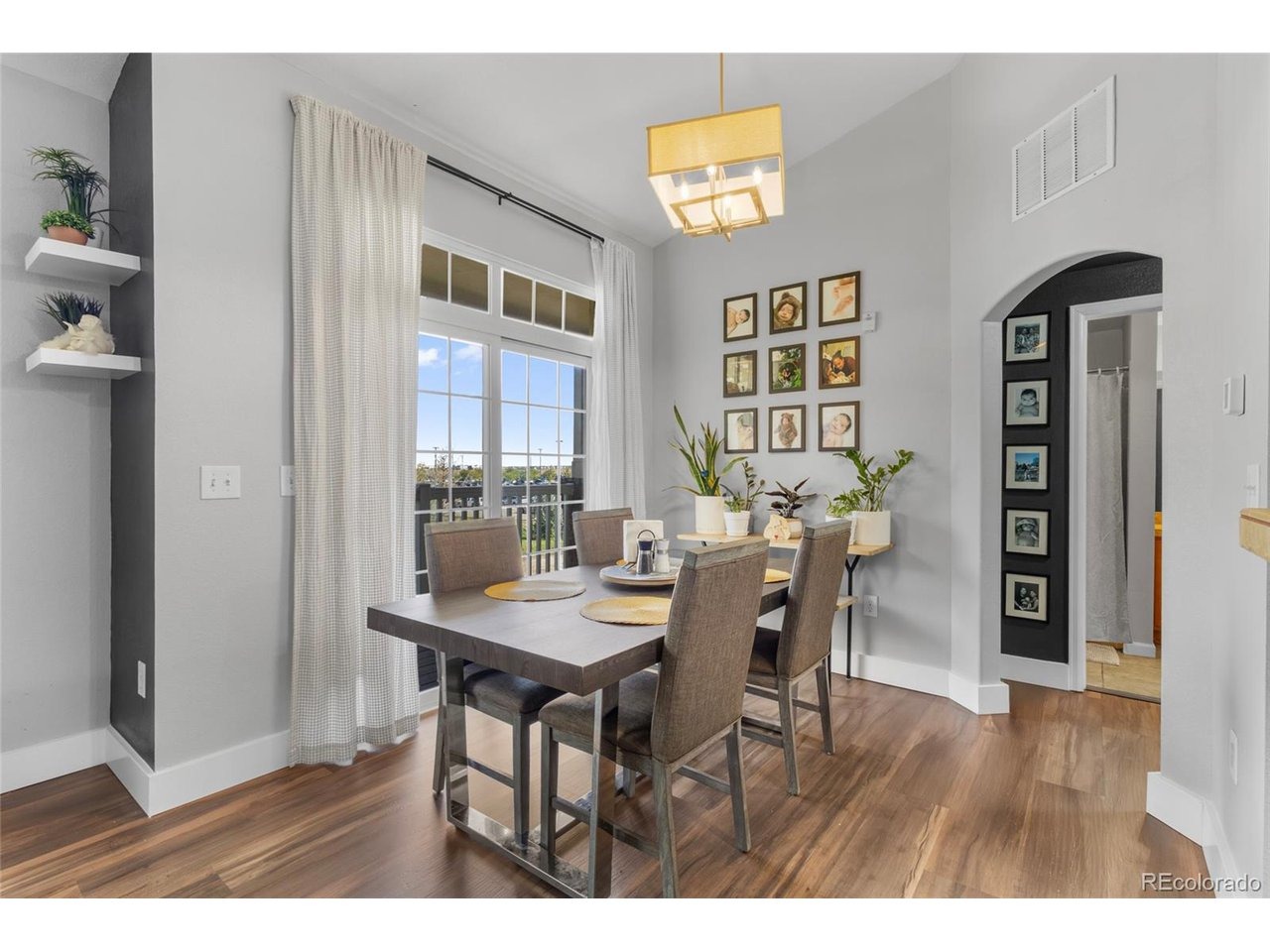 Genoa Way, Aurora, CO 80019