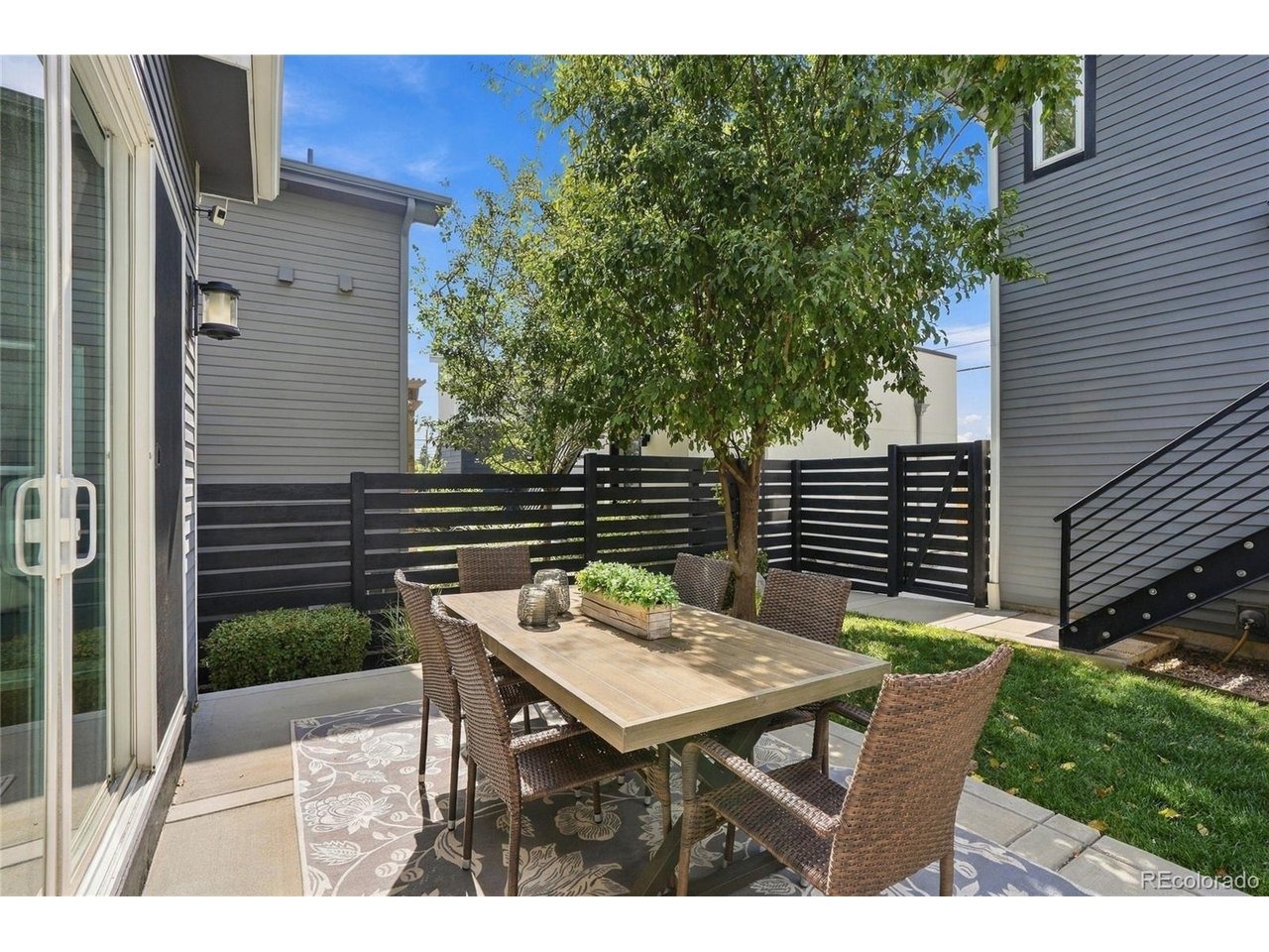 Logan St, Englewood, CO 80113