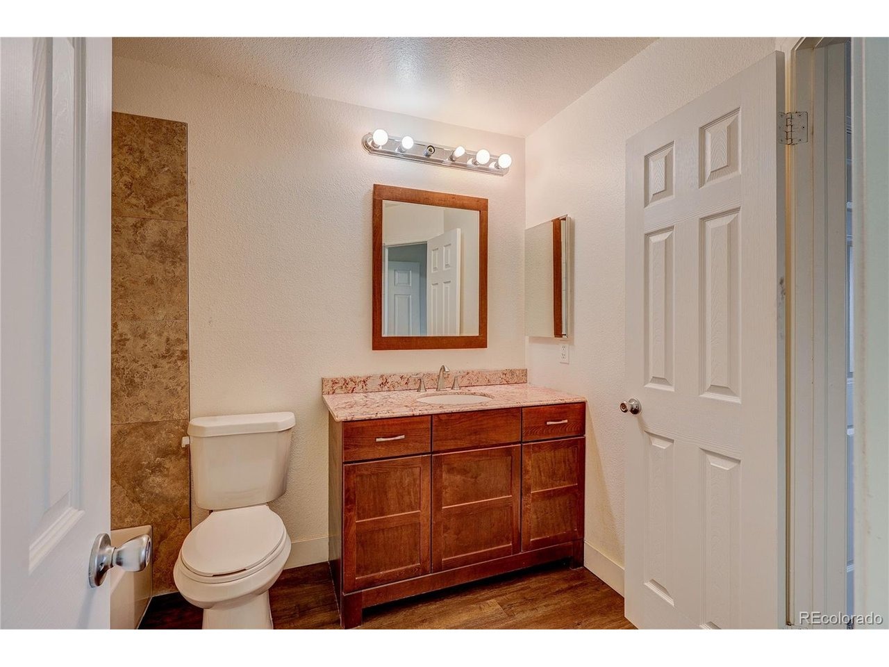 Idalia Cir, Aurora, CO 80017