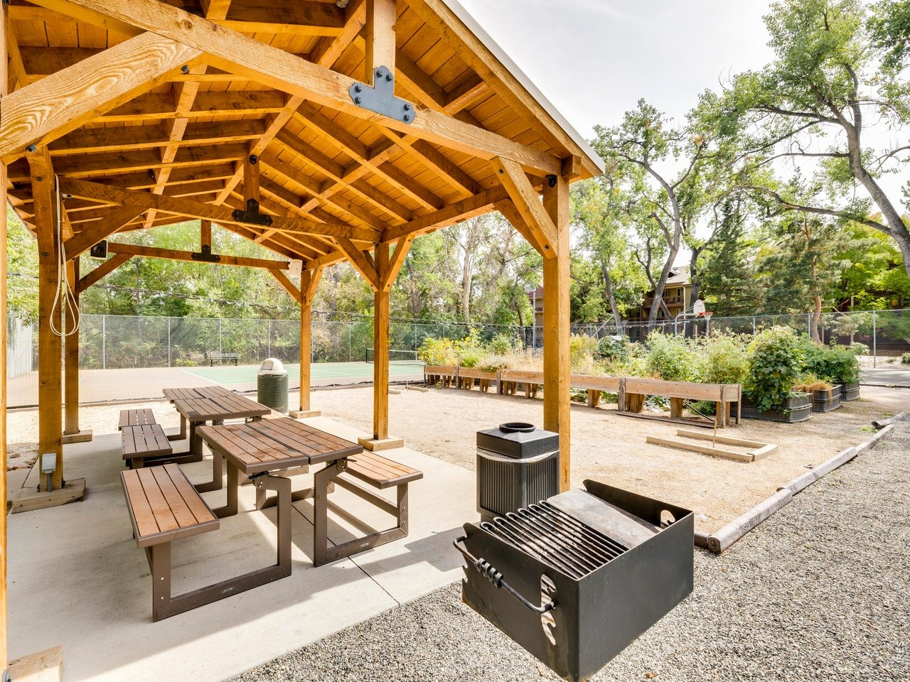 Shadow Creek Dr, Boulder, CO 80303