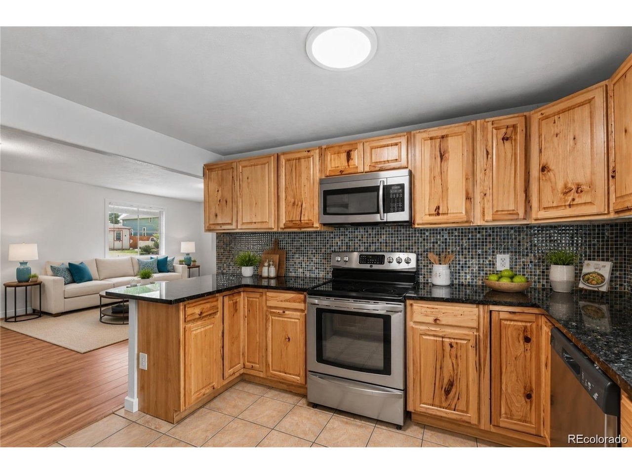 5th Ave, Longmont, CO 80504