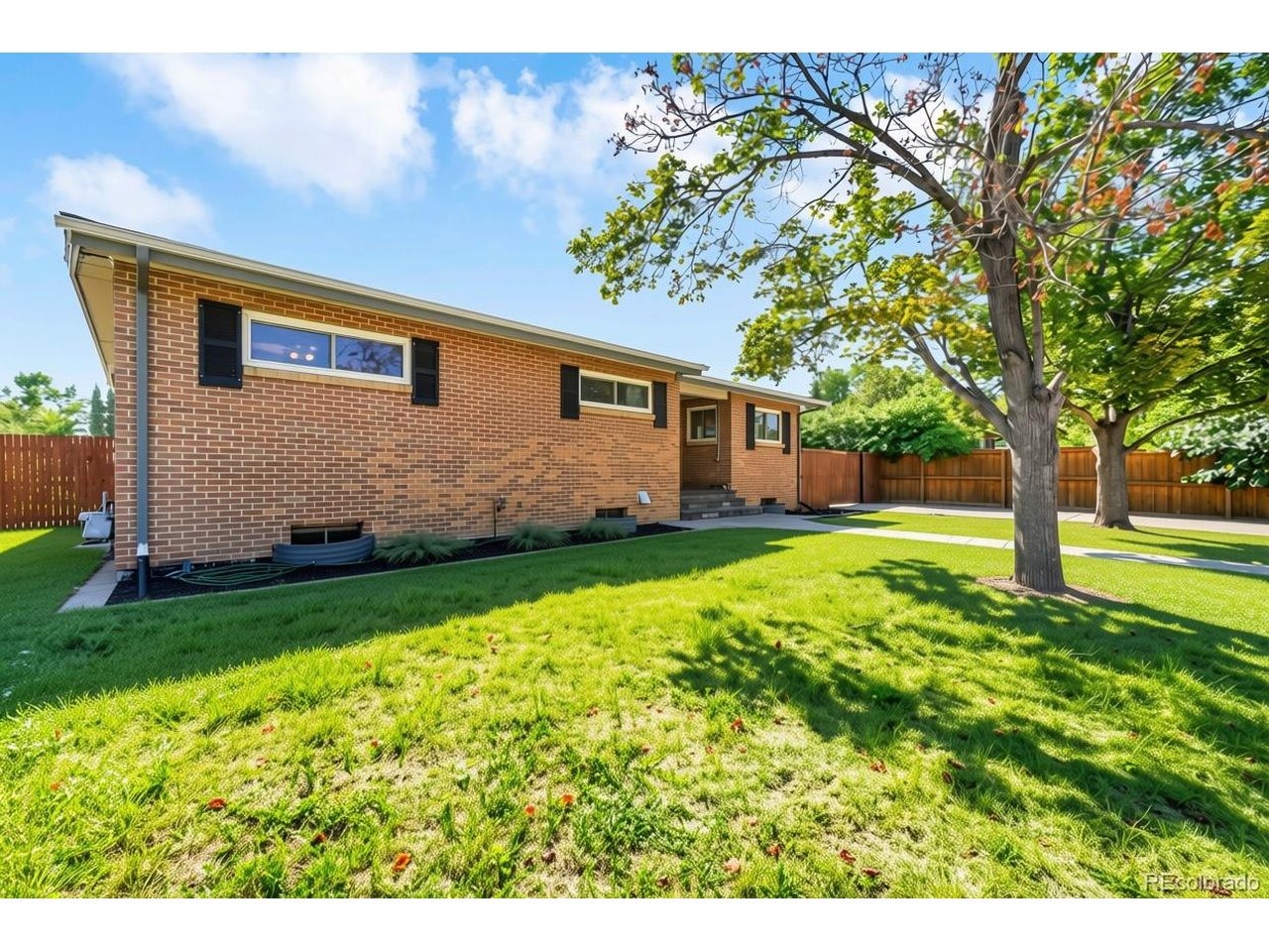 Newland St, Lakewood, CO 80226