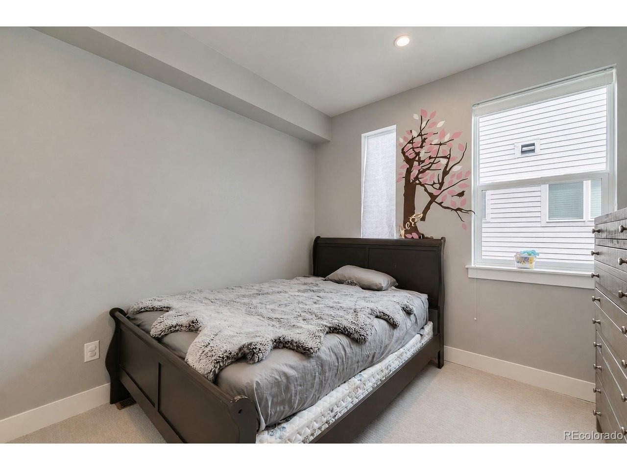 Stuart St, Denver, CO 80204