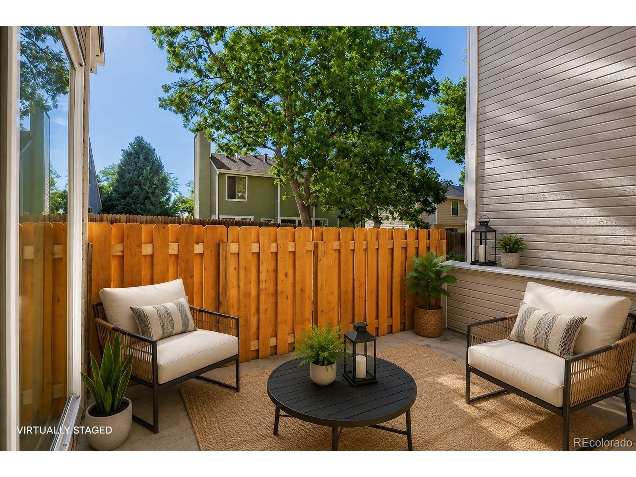 Eagle Cir, Aurora, CO 80015