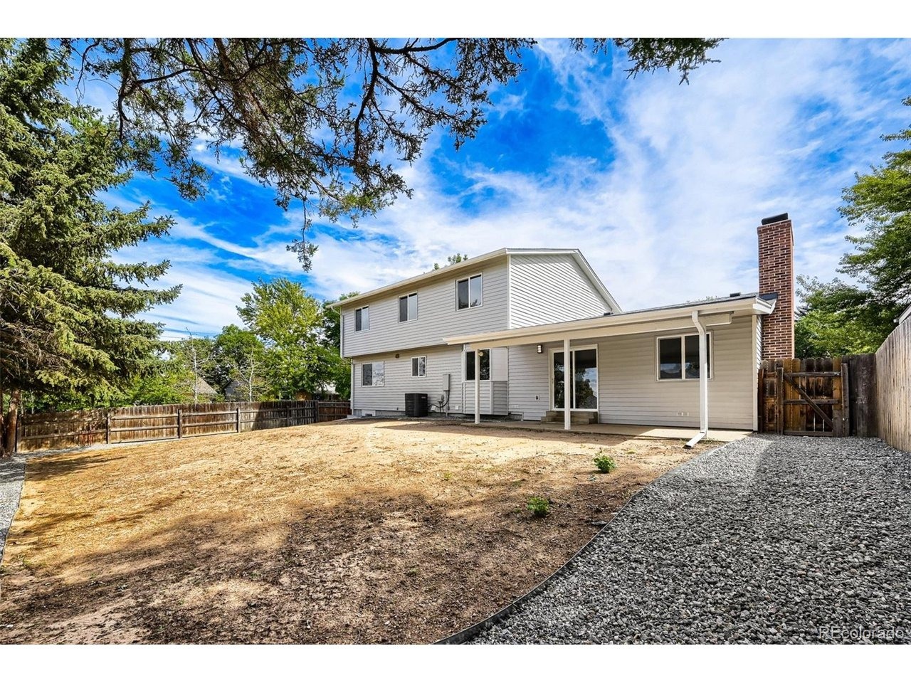 Uravan Pl, Centennial, CO 80015