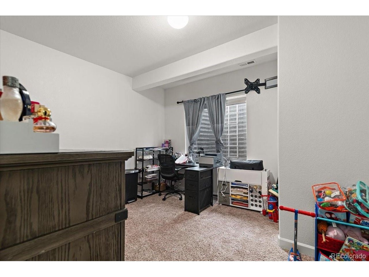 Peachleaf Dr, Colorado Springs, CO 80925
