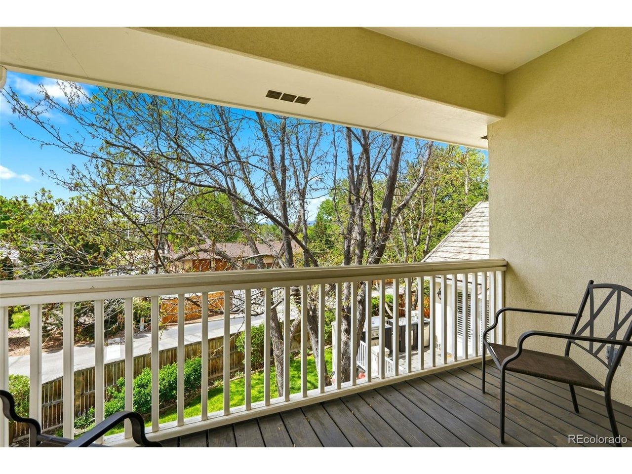 Christensen Cir, Littleton, CO 80123