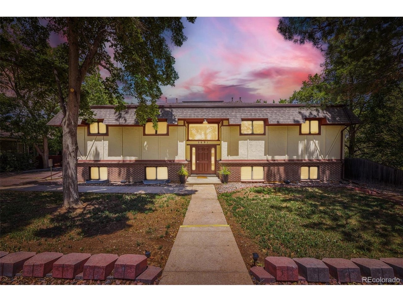 35th Ave, Wheat Ridge, CO 80212