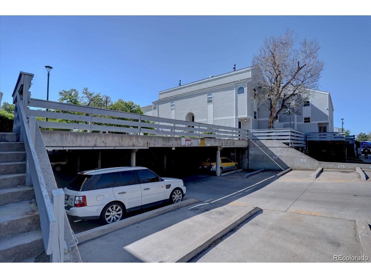 Alameda Ave, Aurora, CO 80012
