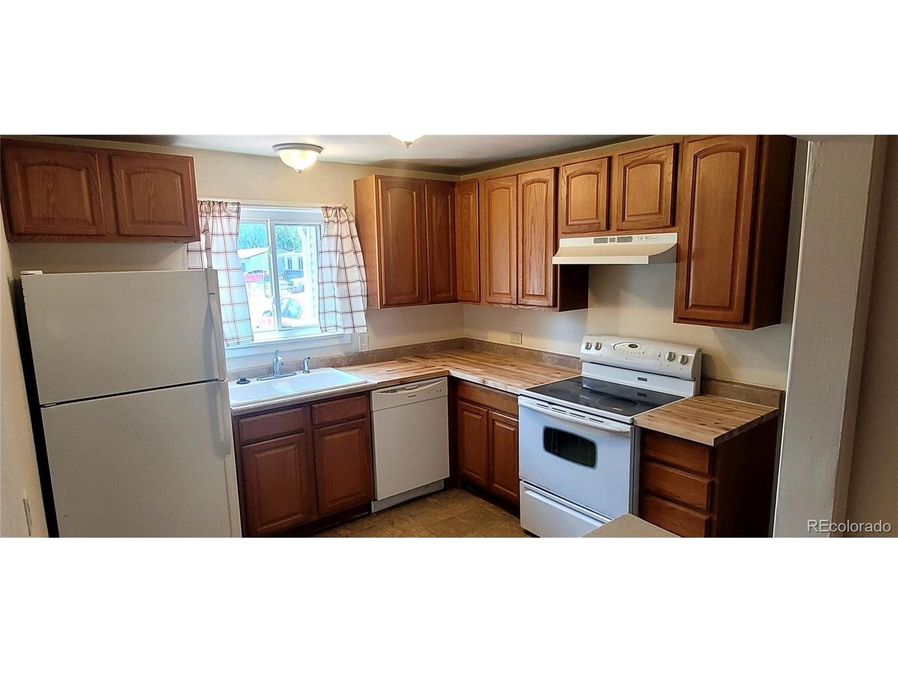 45th Ave, Wheat Ridge, CO 80033
