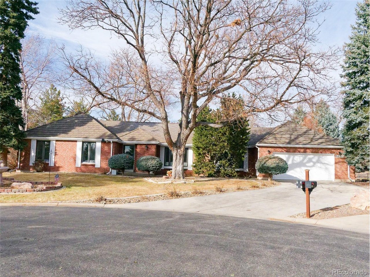 Yates Ct, Littleton, CO 80123