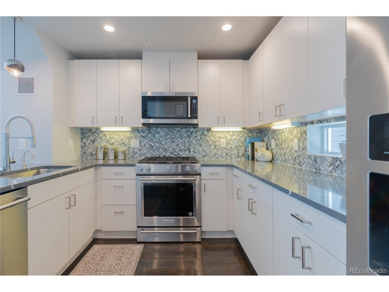 Grove St, Denver, CO 80204