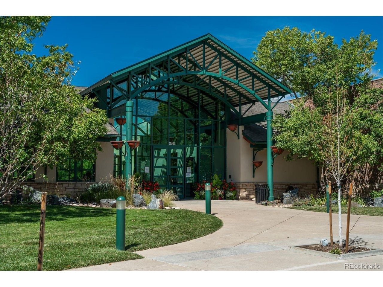 Silver Mesa Dr, Highlands Ranch, CO 80130