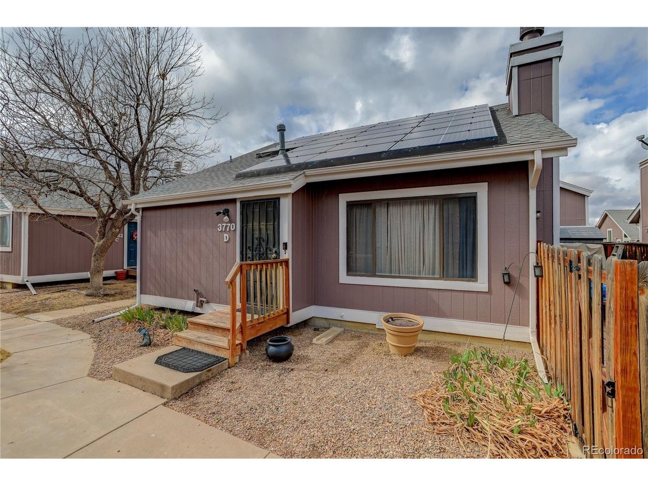 Genoa Cir, Aurora, CO 80013