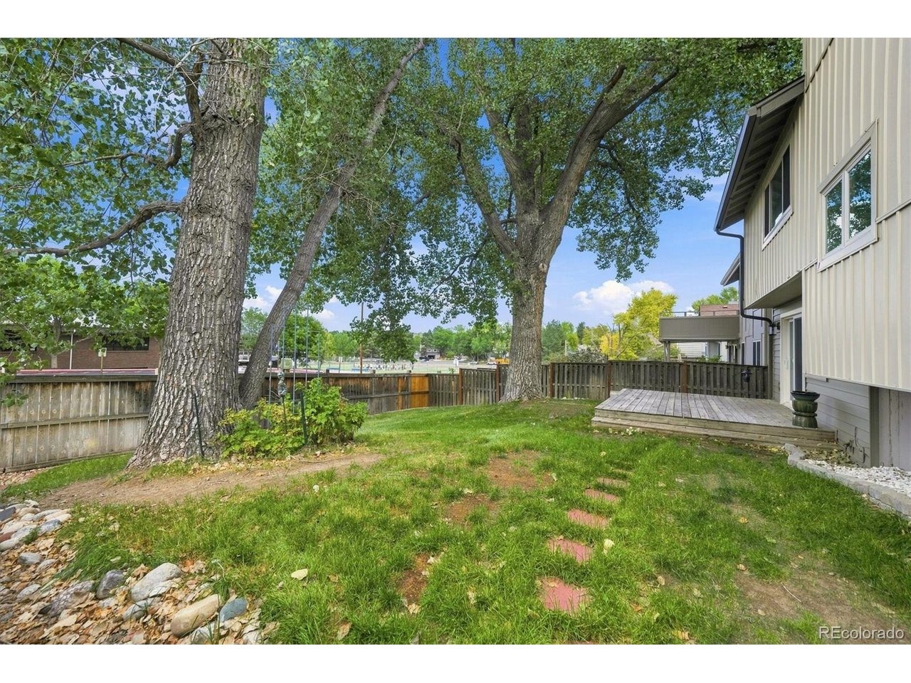 Emporia Cir, Englewood, CO 80111