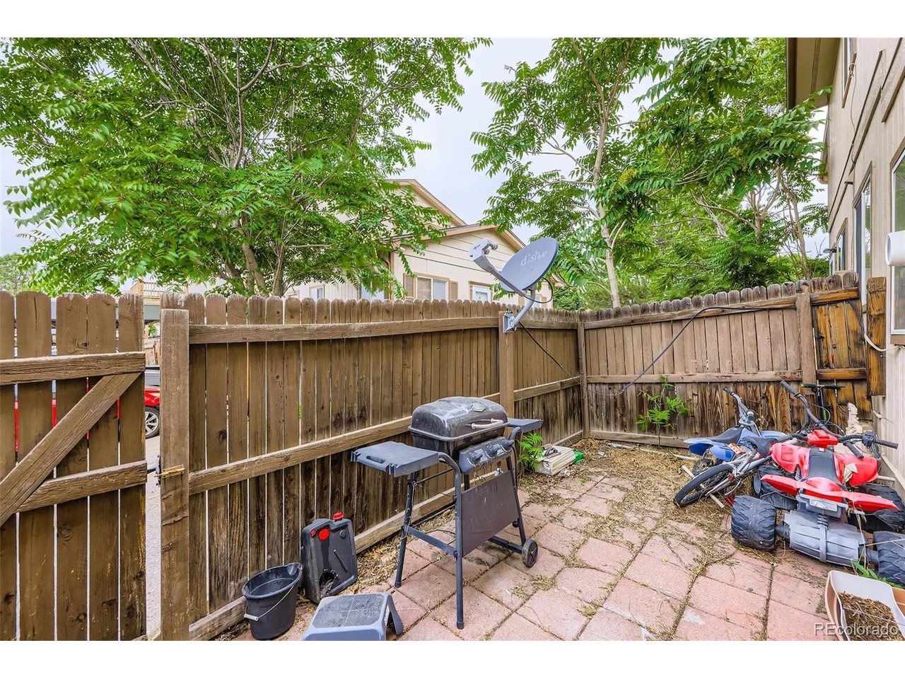 Devonshire Ct, Denver, CO 80229