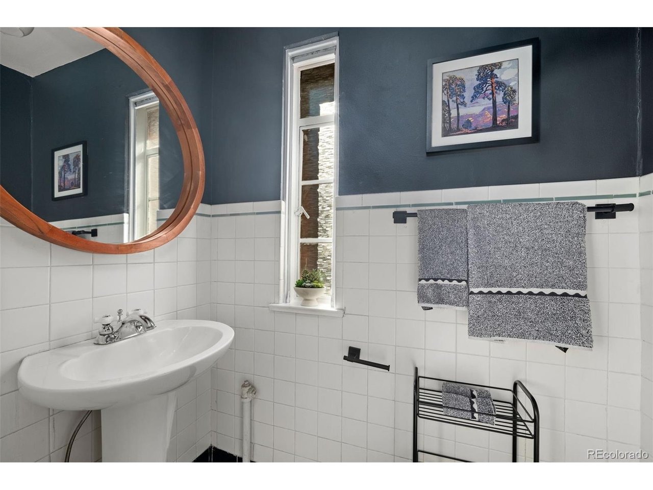 Vine St, Denver, CO 80206
