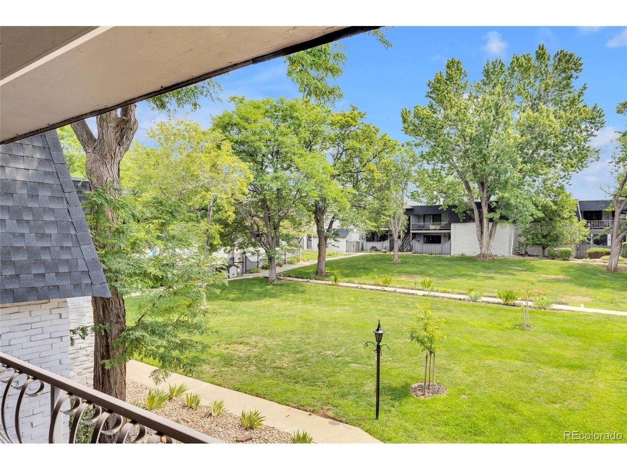 Hillcrest Dr, Denver, CO 80237