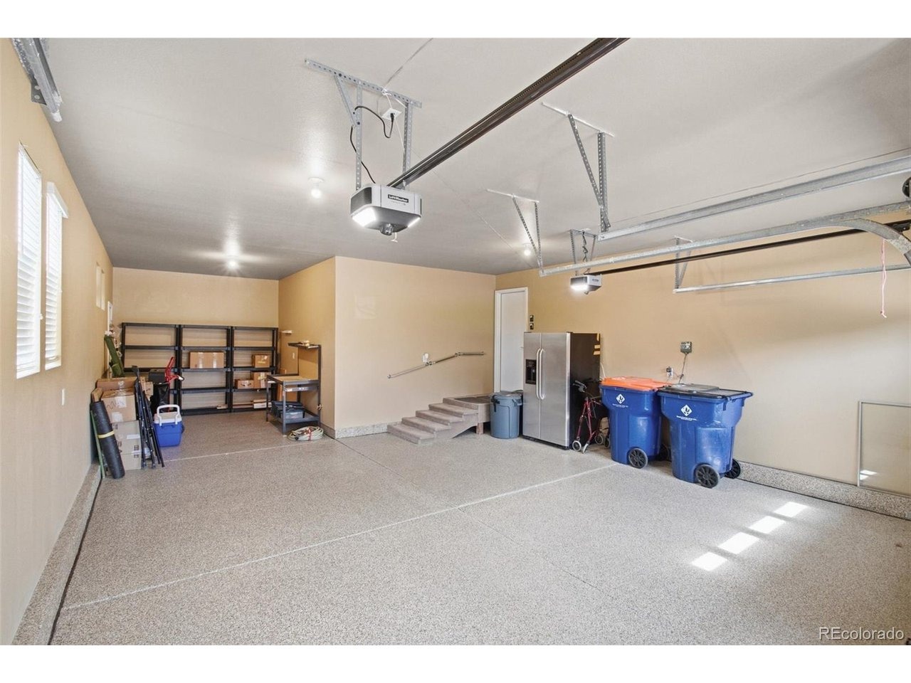 Hoover Dr, Littleton, CO 80123