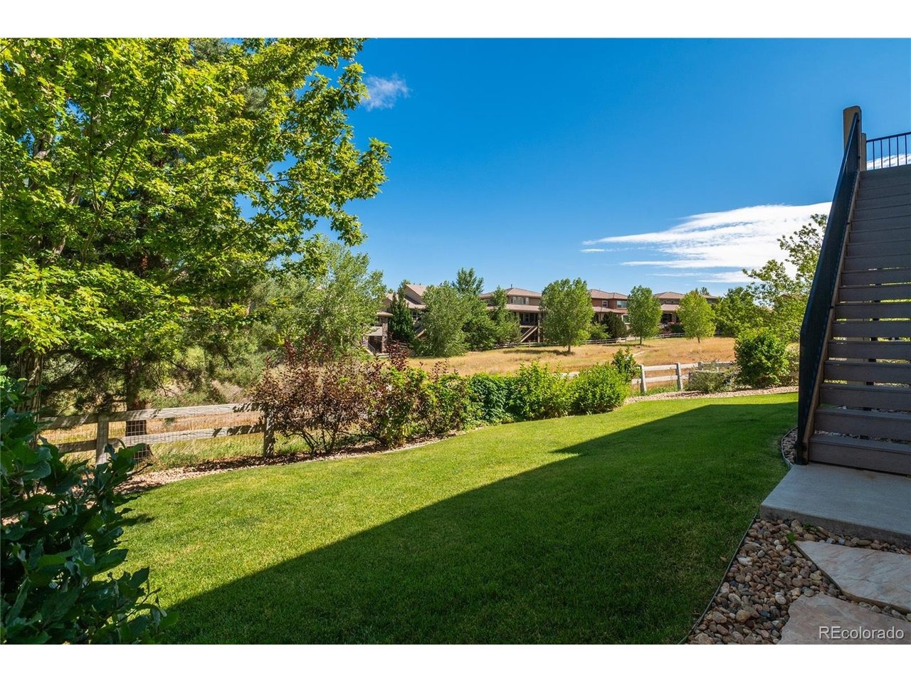 Maplehurst Pt, Highlands Ranch, CO 80126
