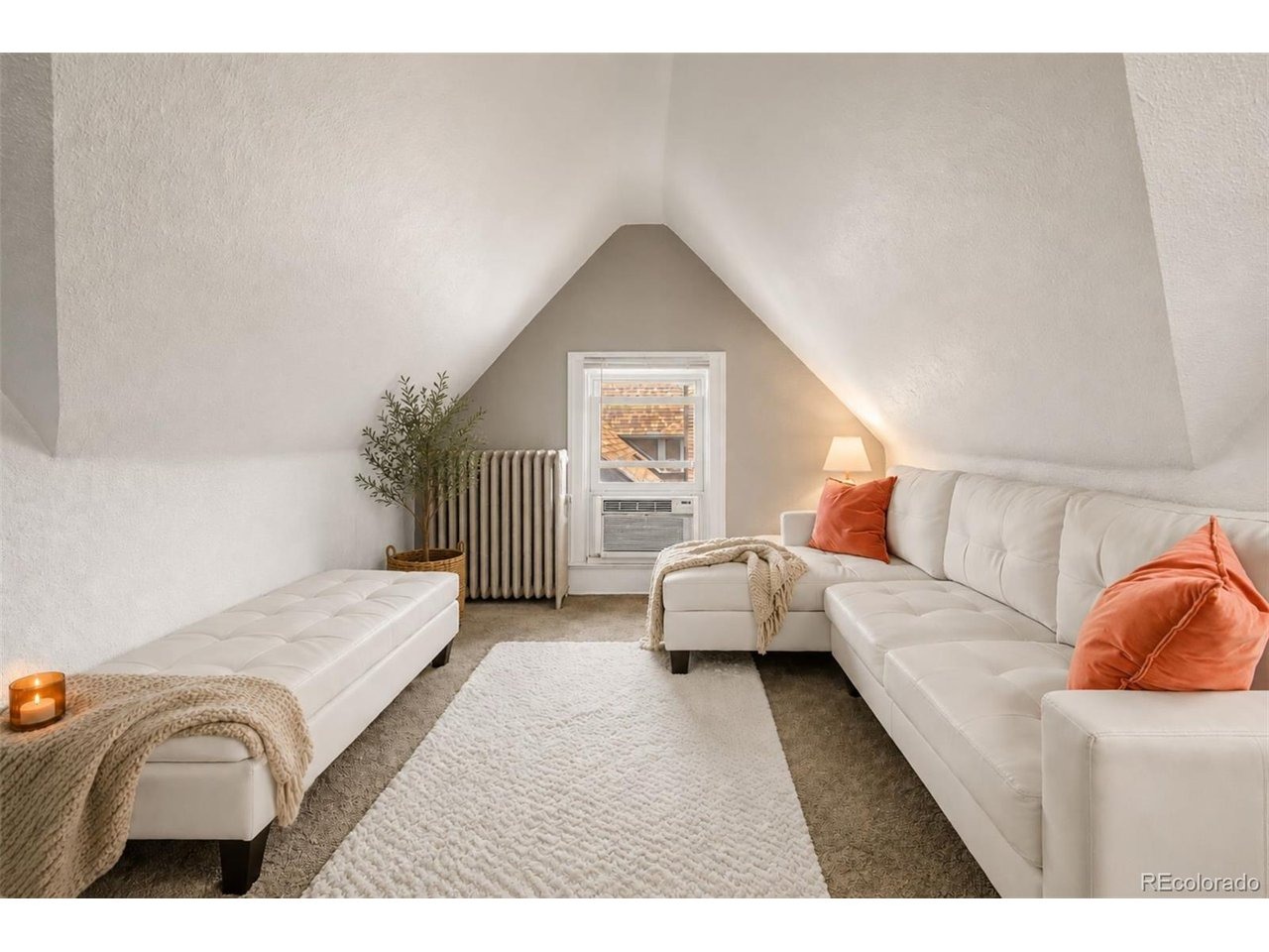 Logan St, Denver, CO 80203