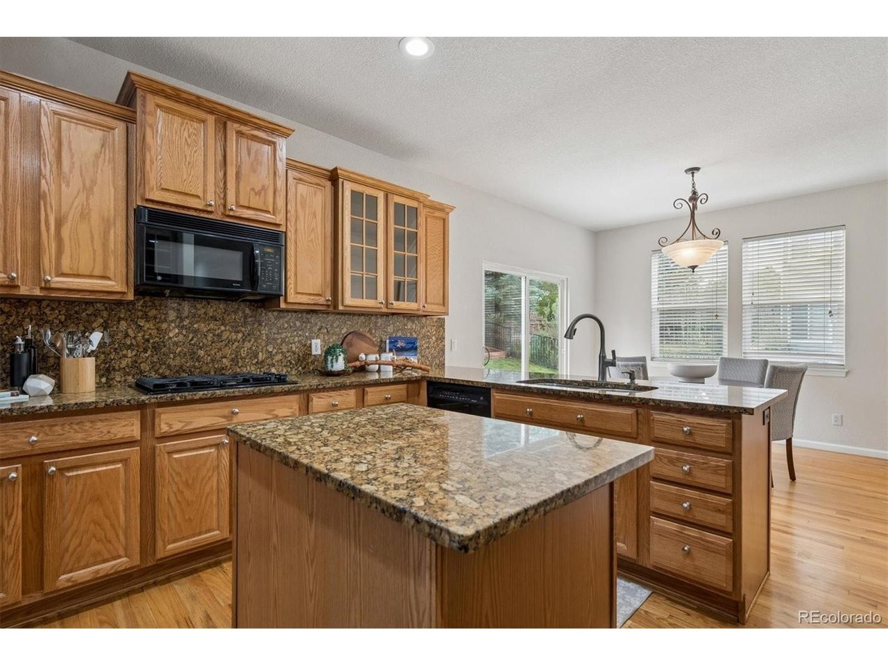 Indore Dr, Littleton, CO 80127