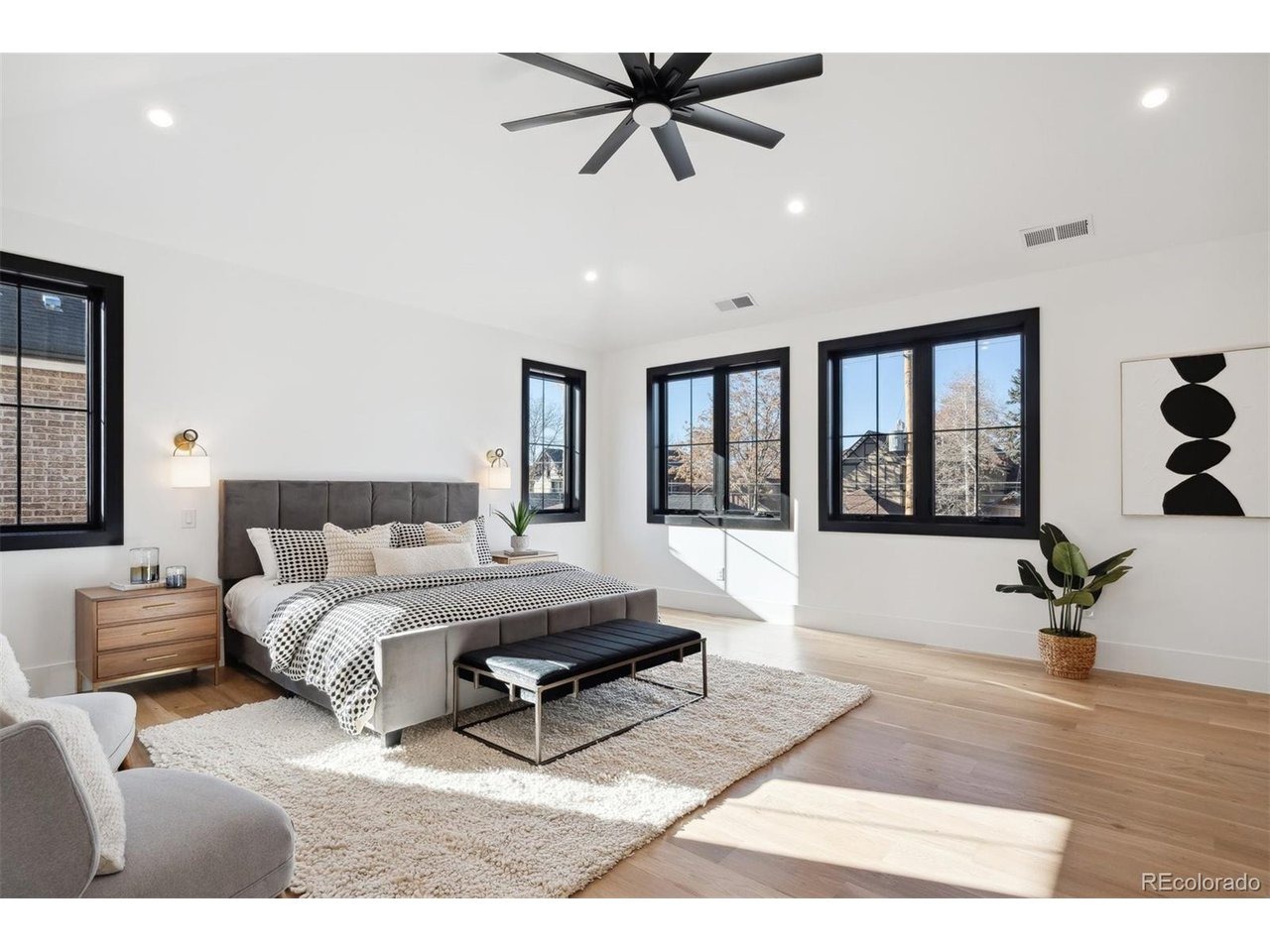 Vine St, Denver, CO 80209 #1
