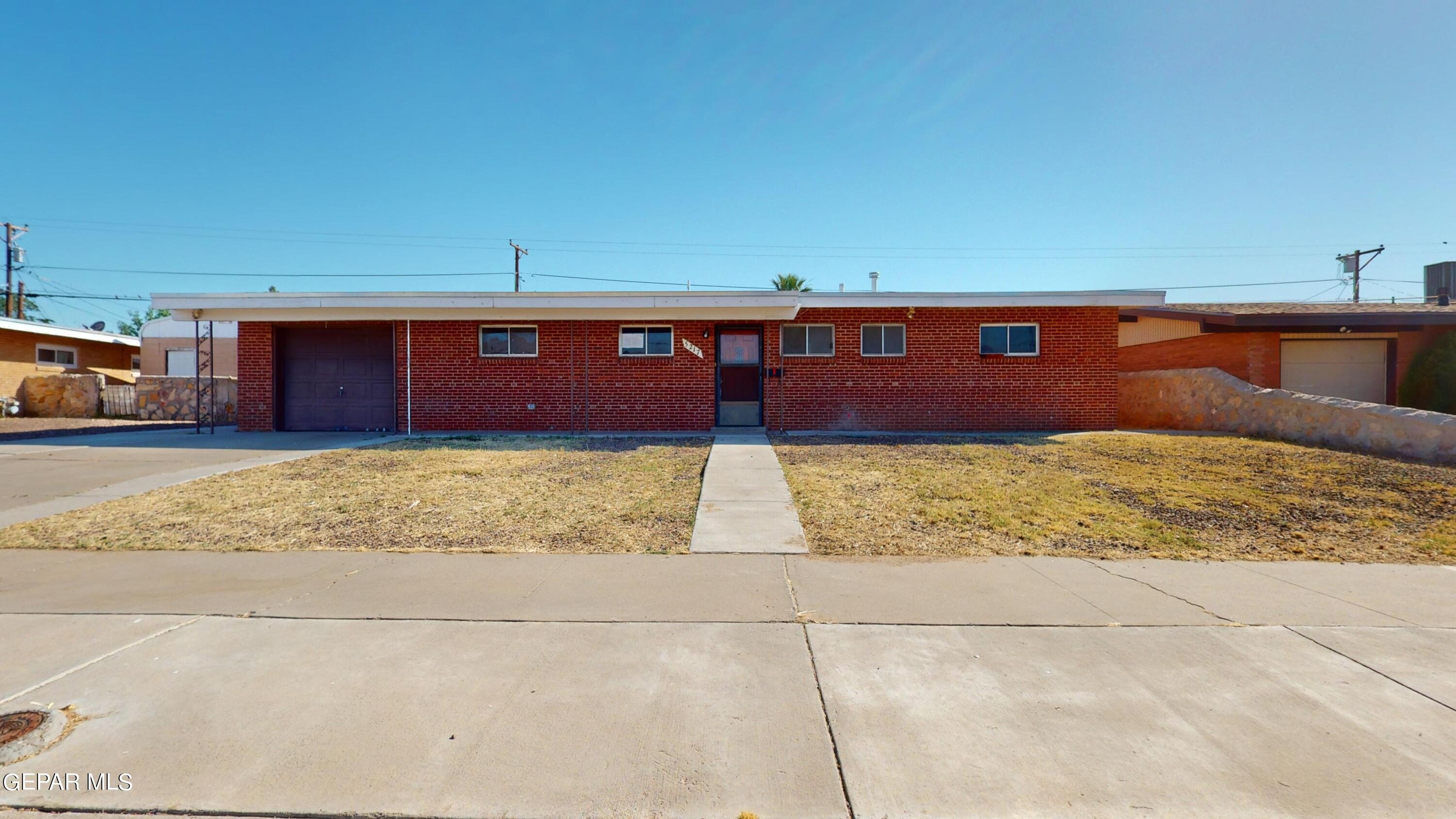 Harlan Dr, El Paso, TX 79924