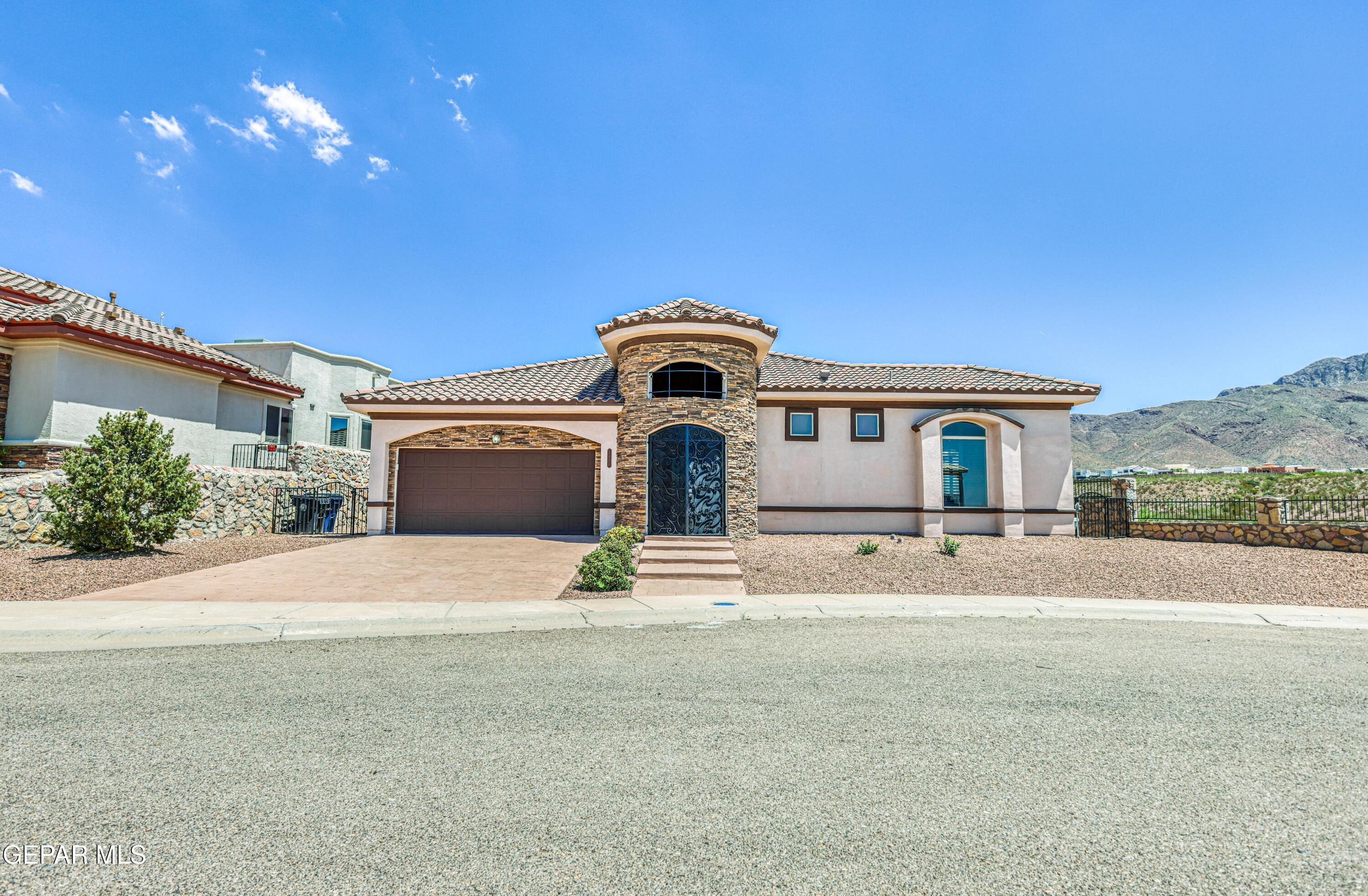Franklin Dell , El Paso, TX 79912