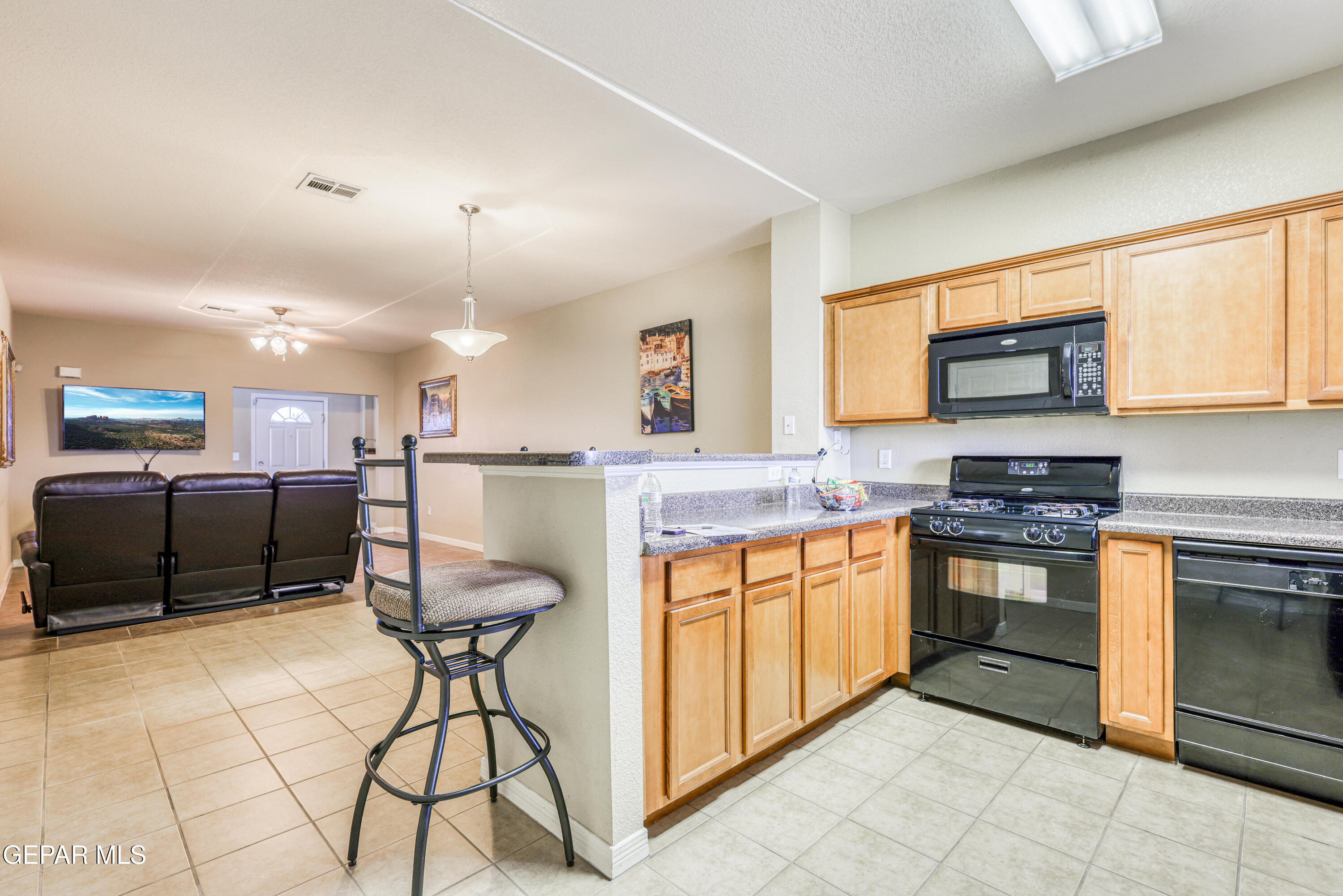 Yarbrough Dr, El Paso, TX 79925 #1