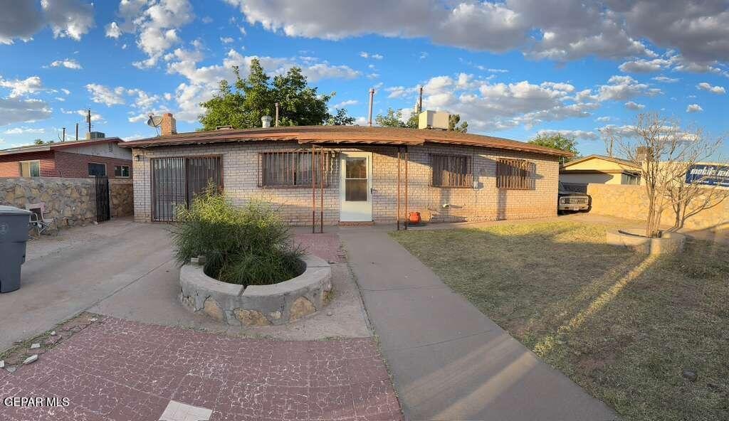 Waldorf Dr, El Paso, TX 79924 #1