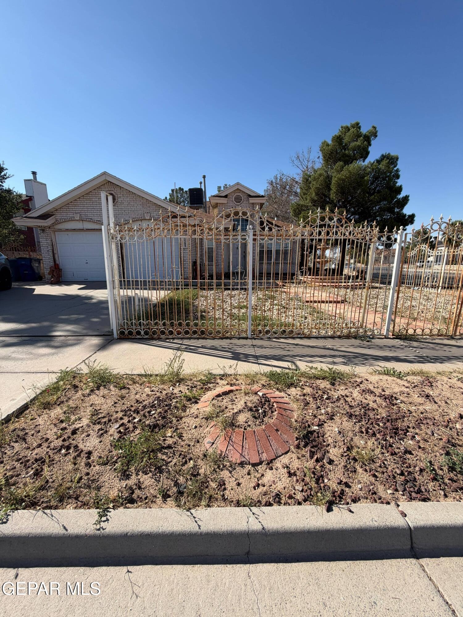 Robert Dahl Dr, El Paso, TX 79938 #1