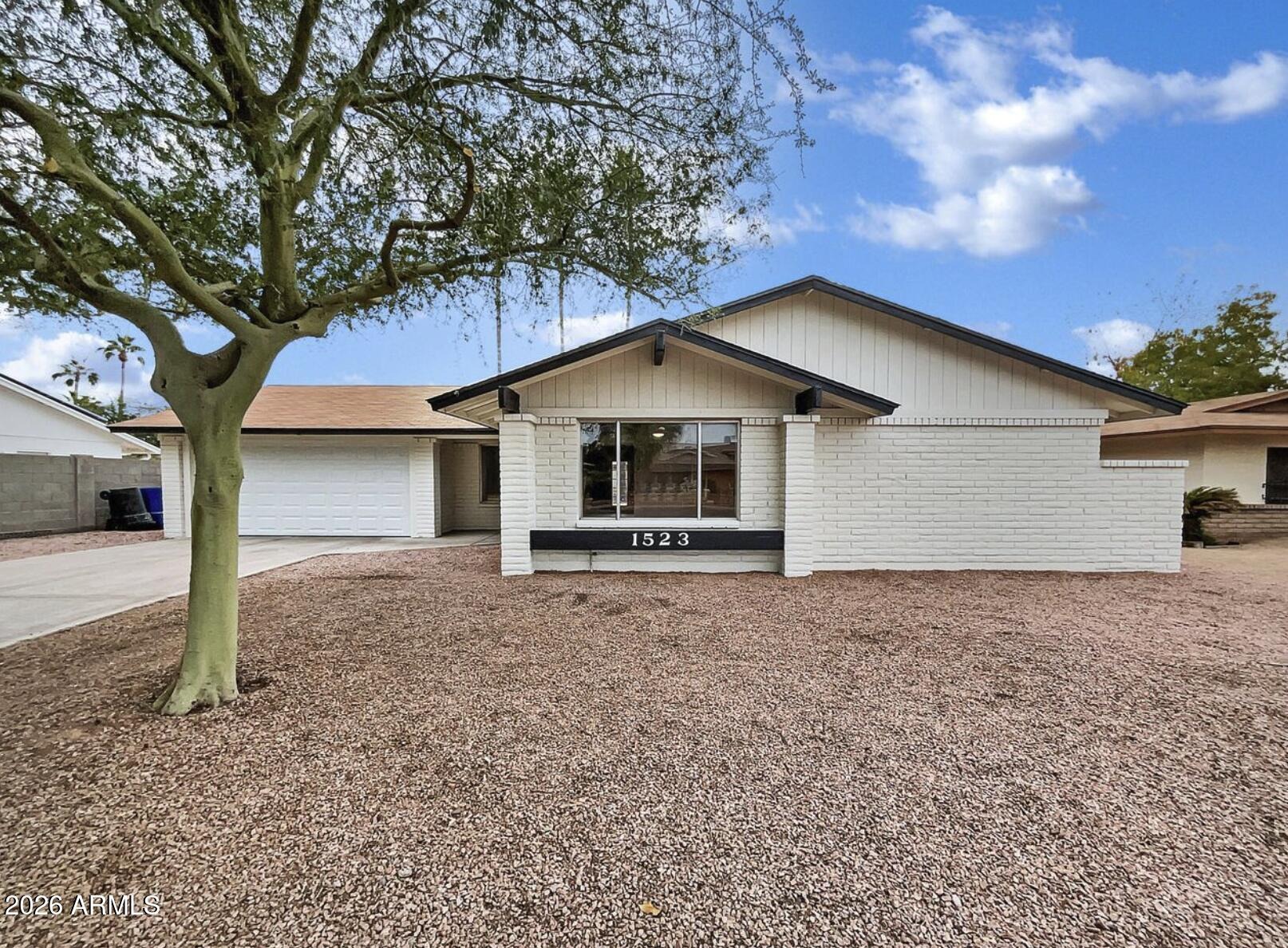 Plana Ave, Mesa, AZ 85202