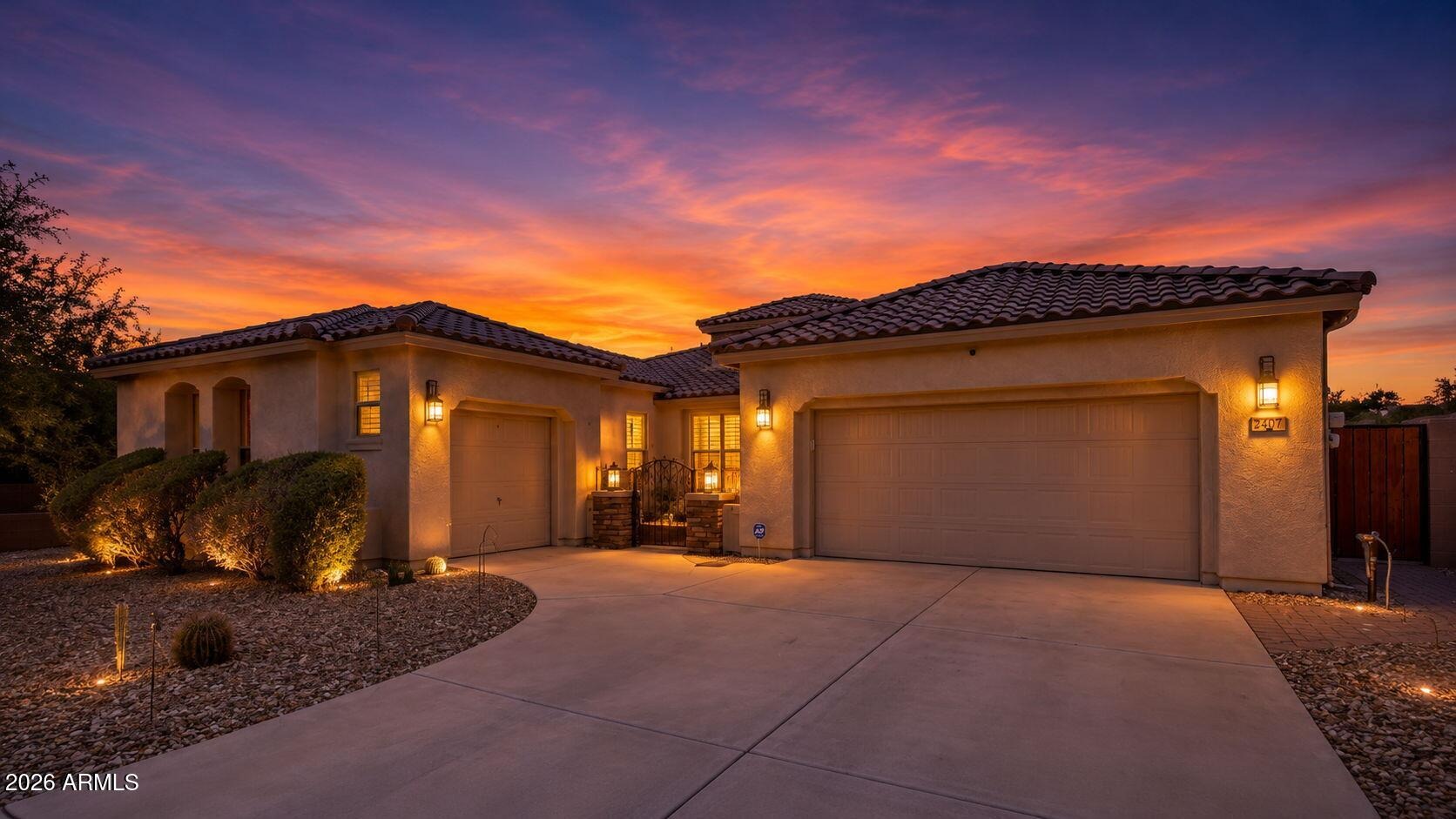 Maya Way, Phoenix, AZ 85085