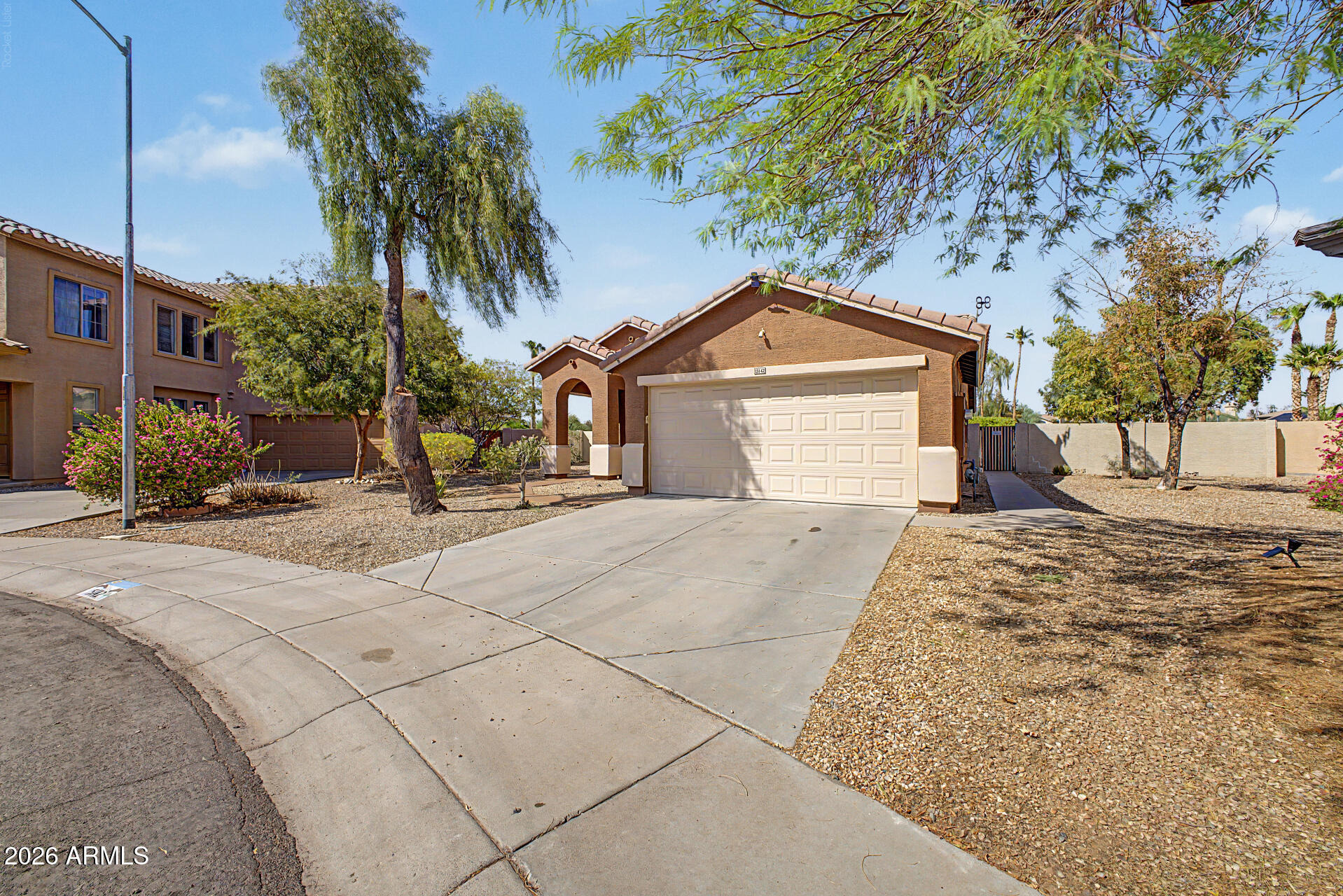 Smokey Dr, Surprise, AZ 85374 #1