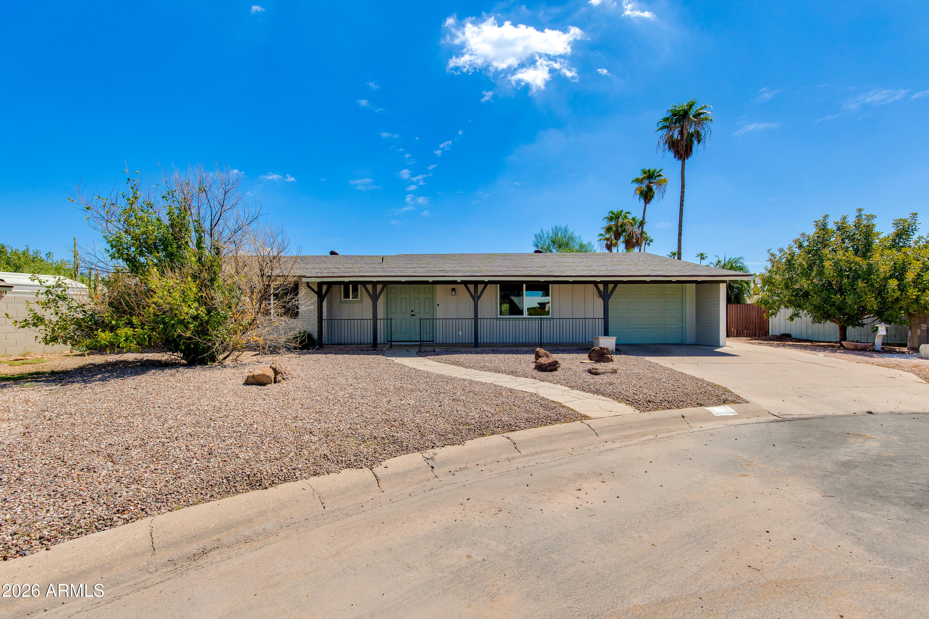 Roslyn Pl, Mesa, AZ 85208