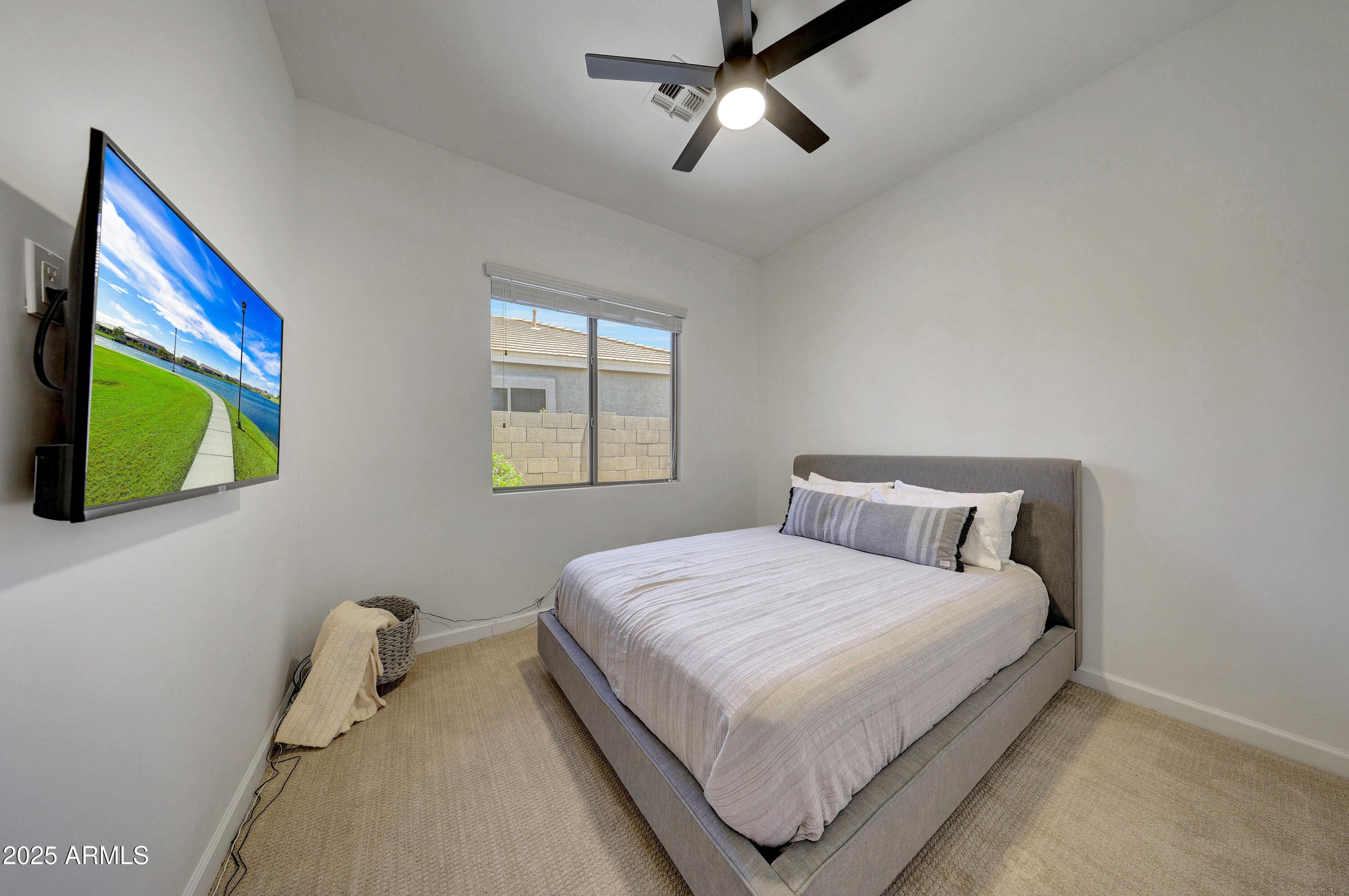 Paso Trl, Phoenix, AZ 85050 #1