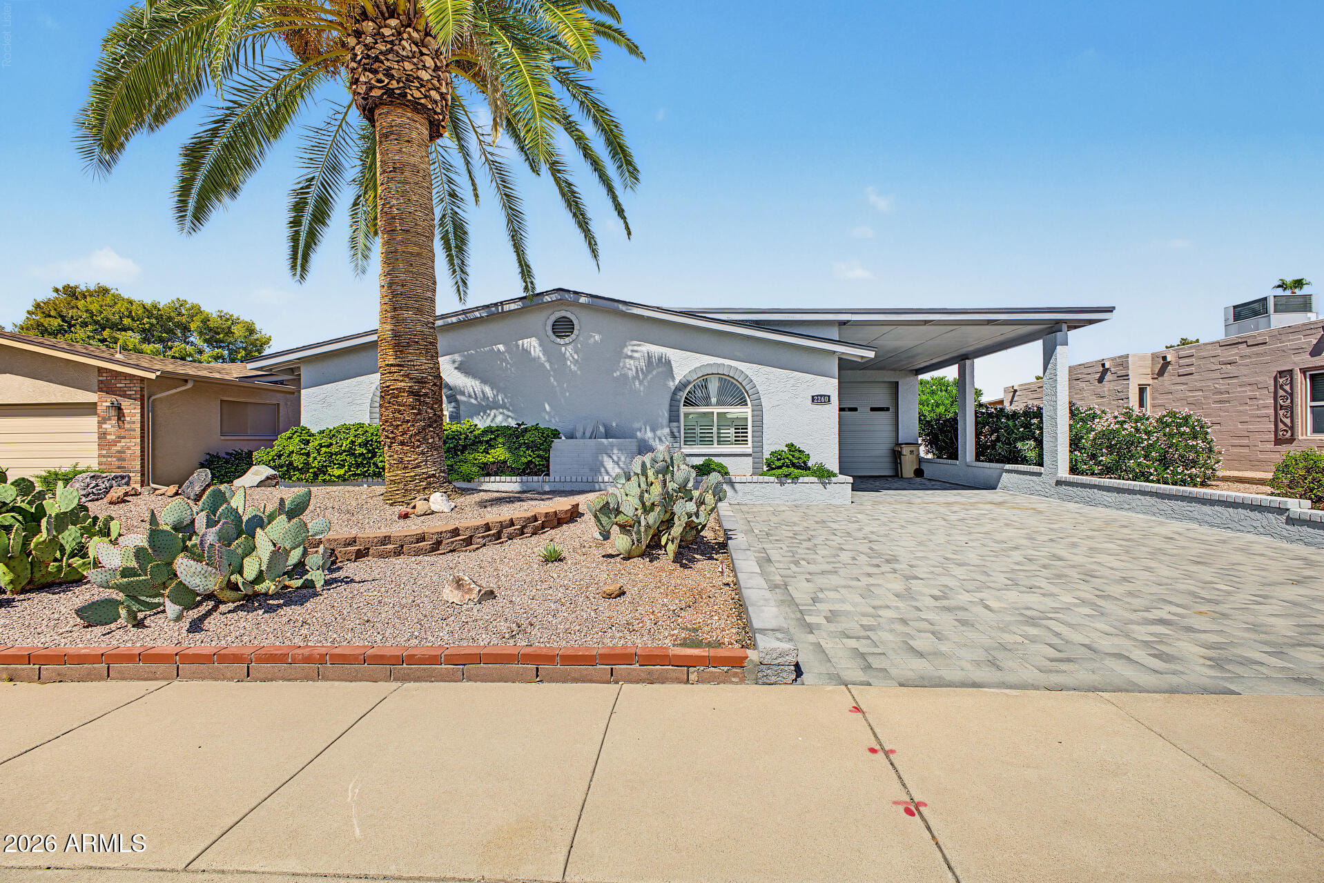 Middlecoff Dr, Mesa, AZ 85215