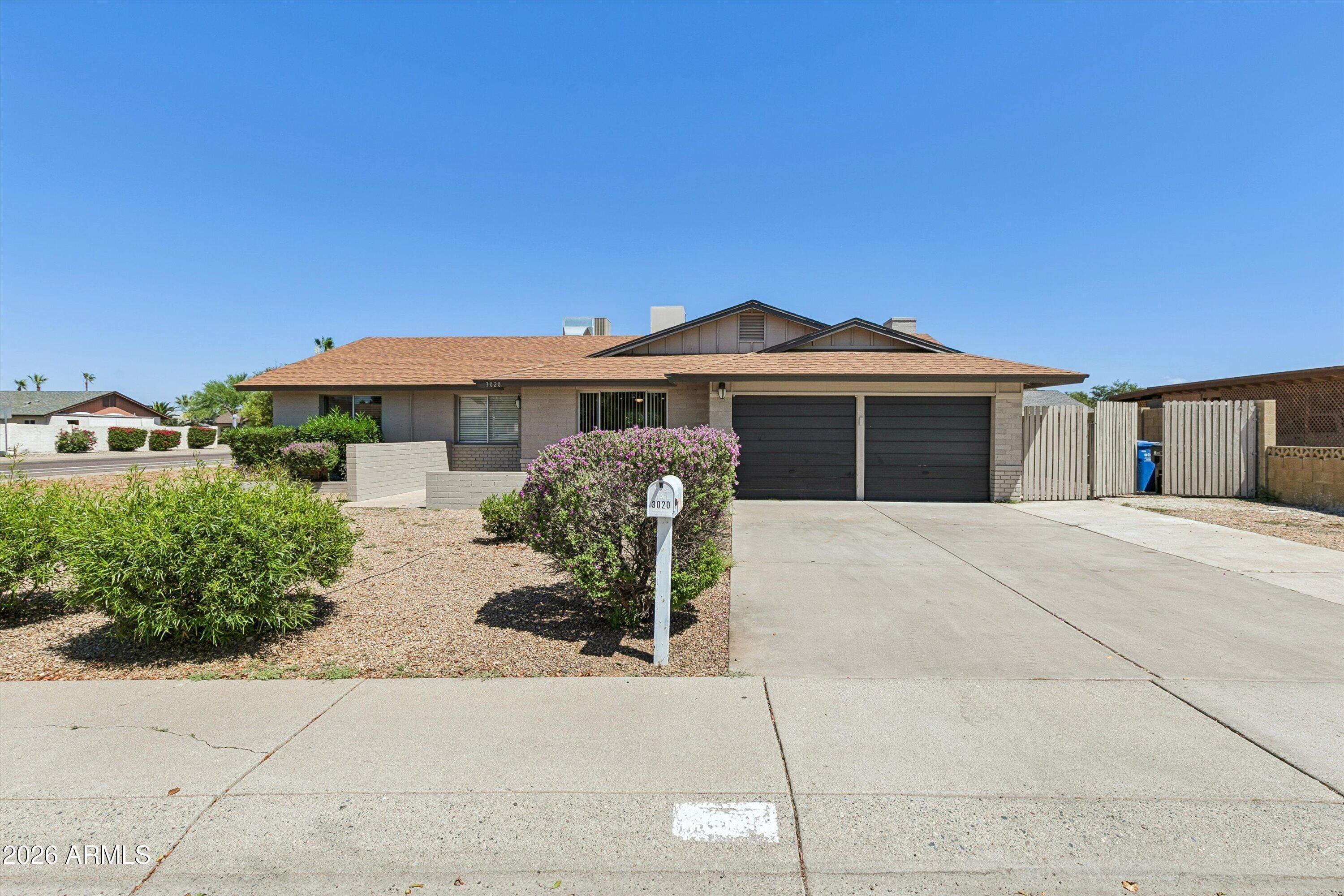 Hartford Dr, Phoenix, AZ 85053
