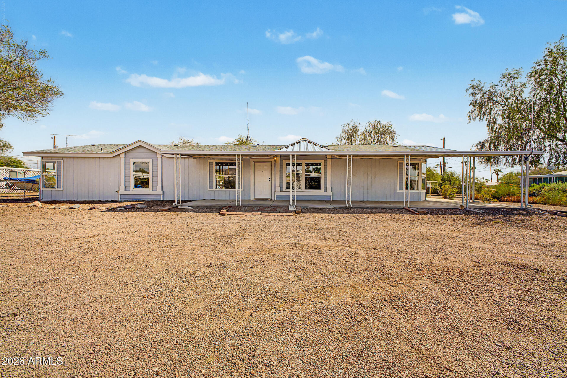 Mockingbird St, Apache Junction, AZ 85120