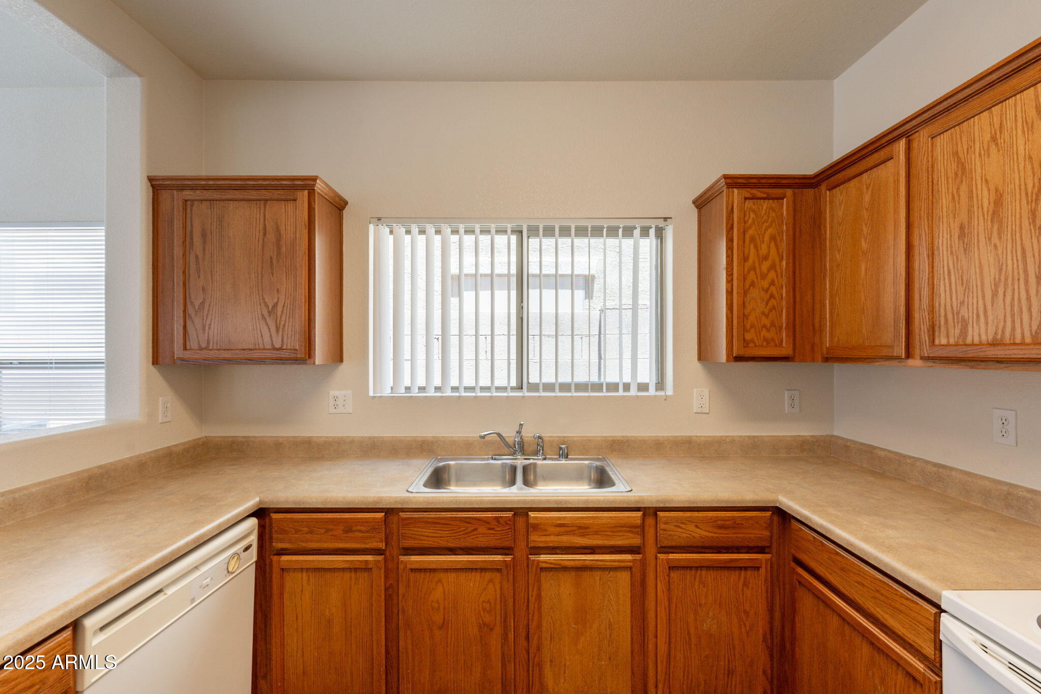 82nd Ln, Peoria, AZ 85345 #1