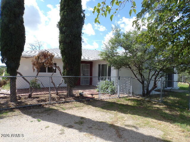 Noble Dr, Globe, AZ 85501