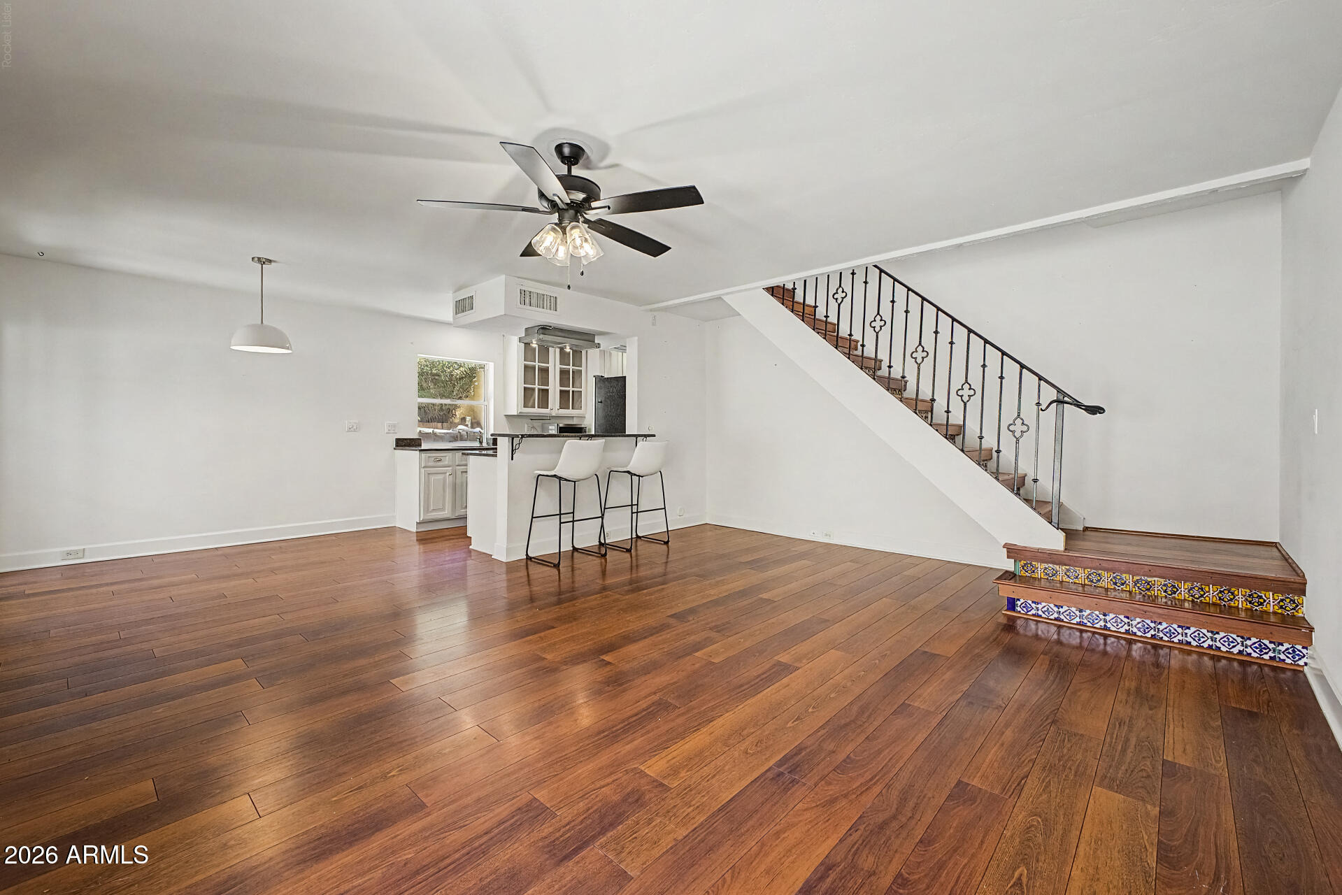 Frier Dr, Phoenix, AZ 85020
